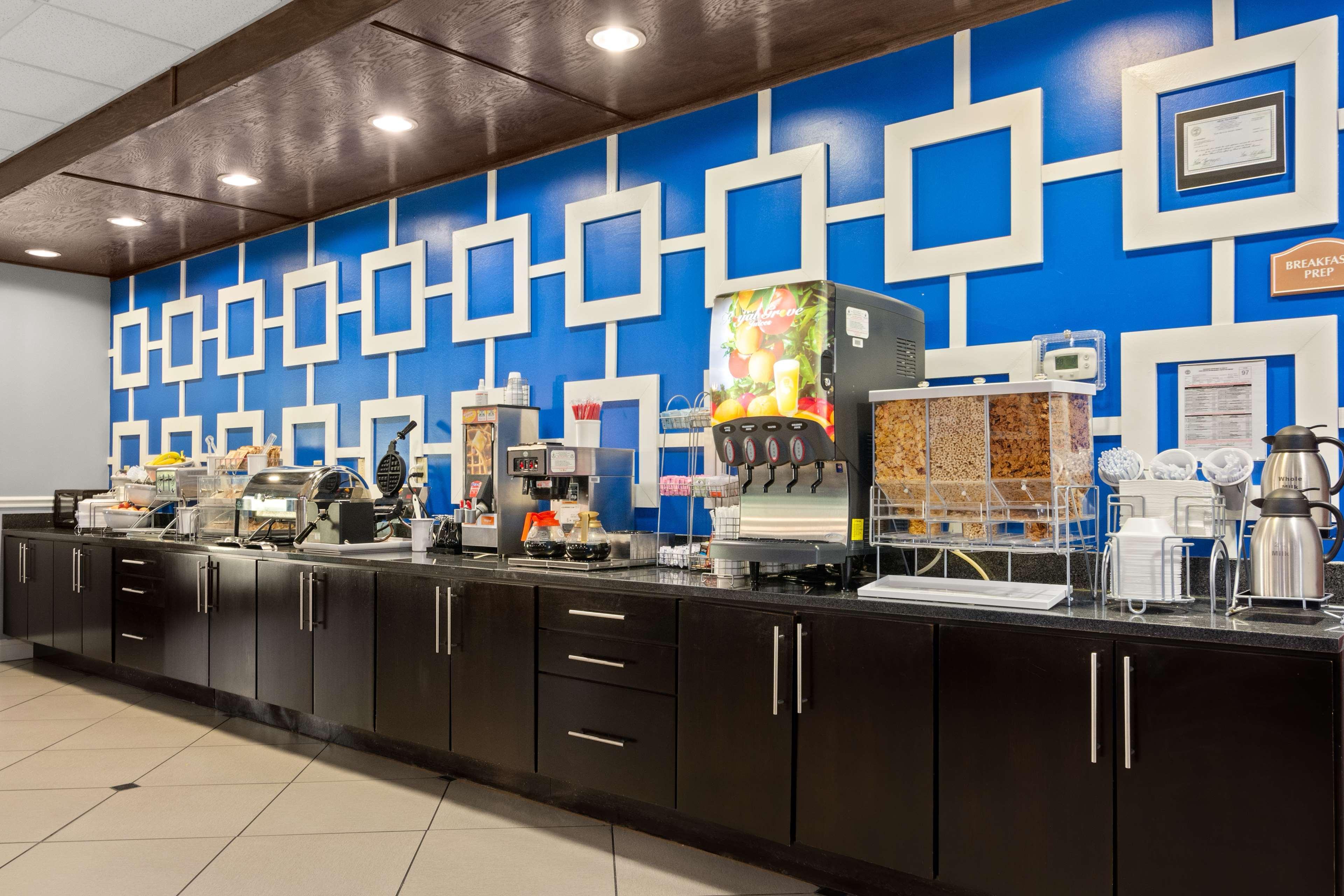 Surestay Plus Hotel By Best Western Portland Route 52 West Esterno foto